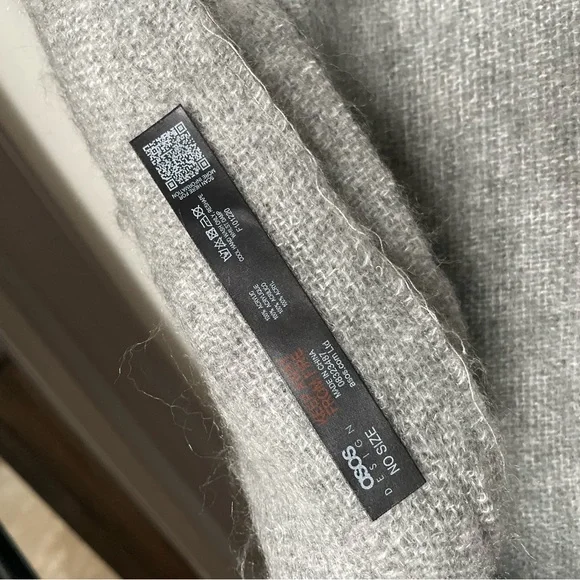 ASOS grey scarf - Picture 3 of 3